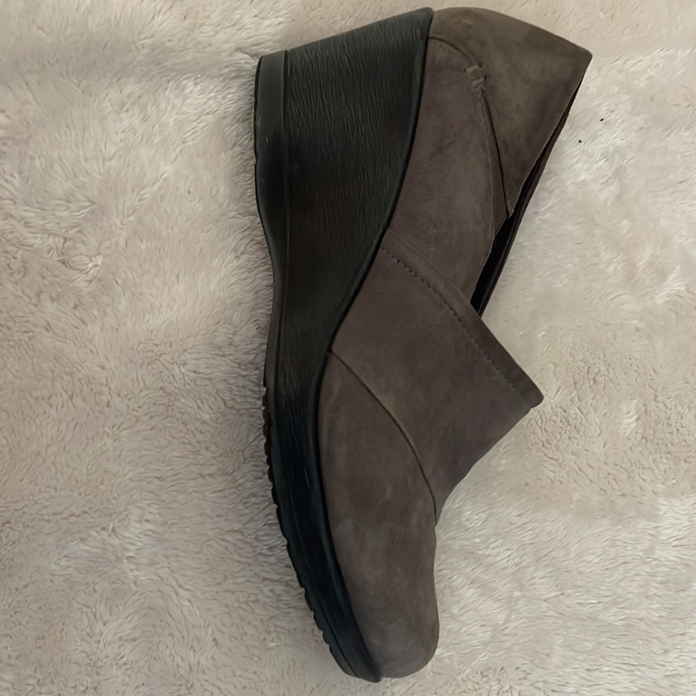 Dansko Gray Wedges - Picture 4 of 4